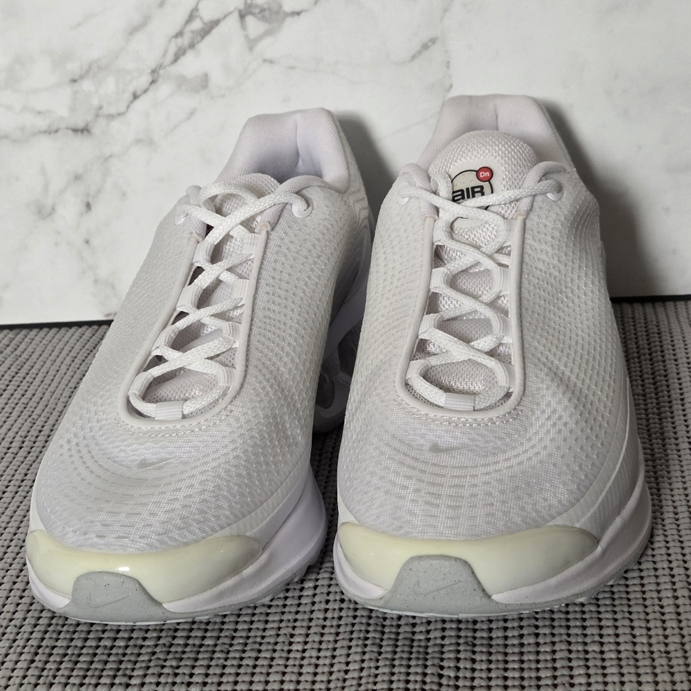 Nike Air Max Dn Mens Sneaker Shoes White Metallic Silver 10.5 - Picture 3 of 9